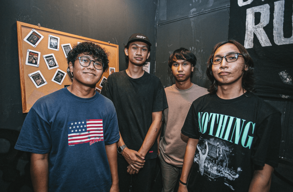 Aktadiri line-up